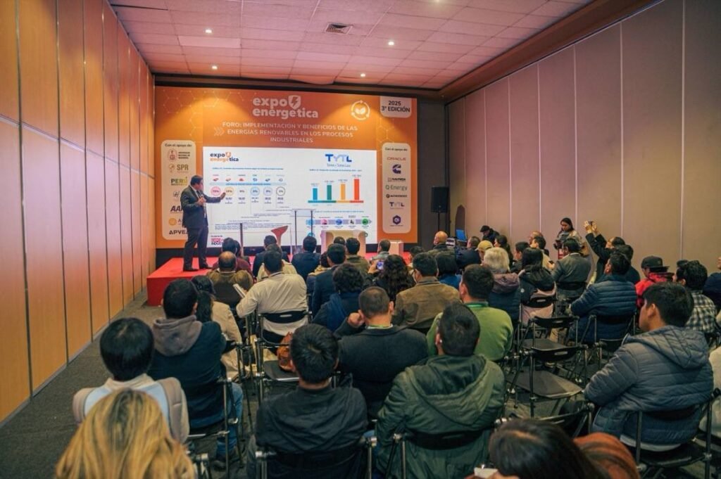 Conferencia en Expo Energética